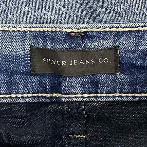 Silver Jeans Co. Women's Elyse Mid Rise Comfort Fit Straight Leg Jeans 30 x 31 - Picture 6 of 11